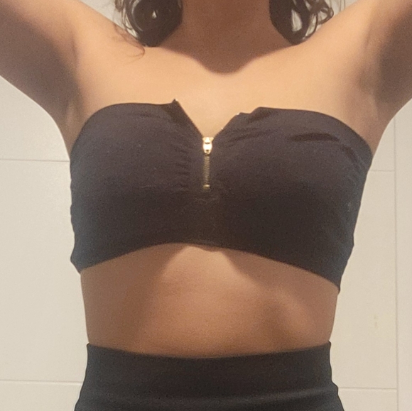 Used Bluenotes Black Bandeau Tube Top with Front Zipper and Bra Padding size M/L - Picture 2 of 3